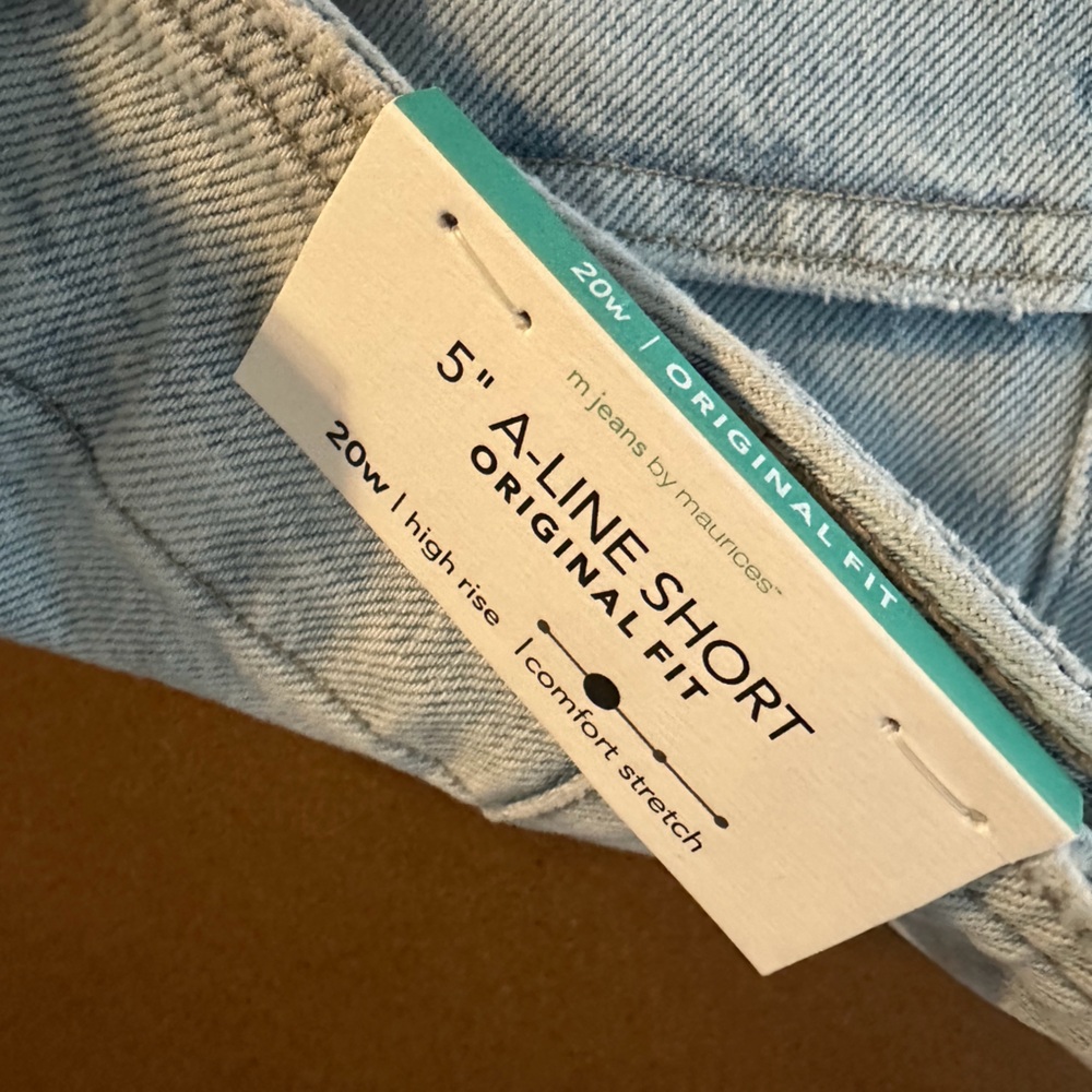 Bnwt Maurices Light Blue Jean Shorts 5” A line original fit size 20w - Picture 5 of 6